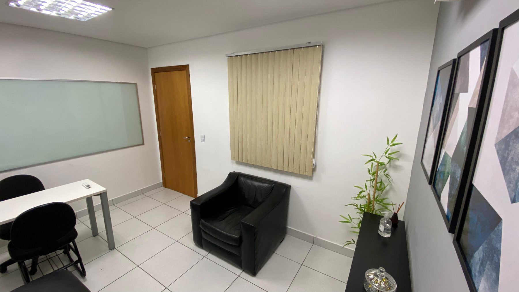 Sala de Atendimento Singapura — outro ângulo